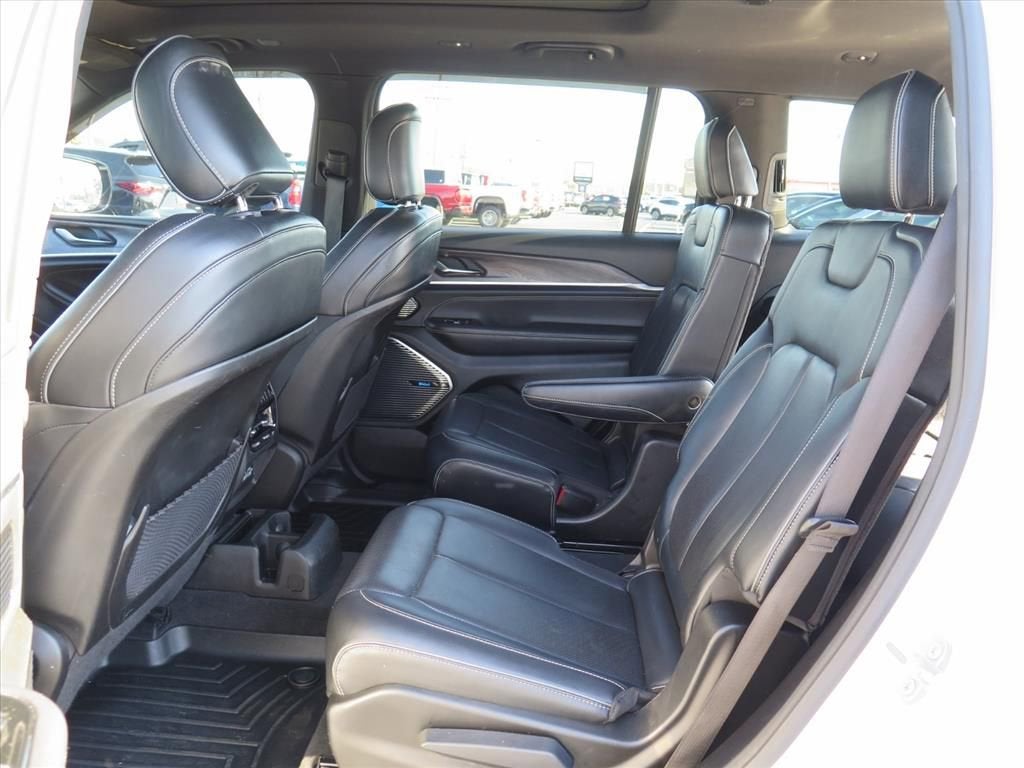 2022 Jeep Grand Cherokee L Overland