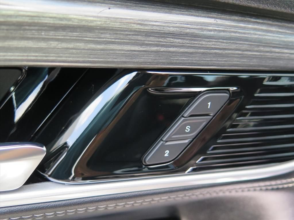 2023 Jeep Wagoneer Series III