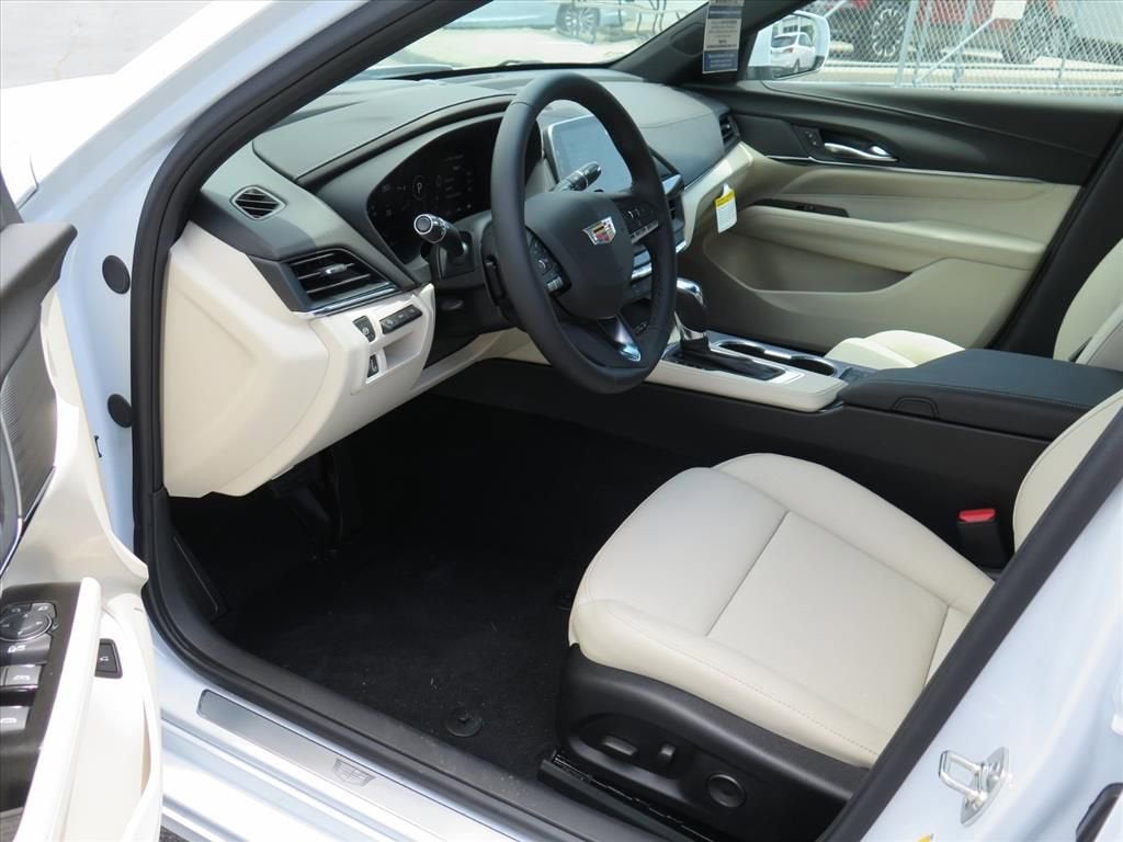 2026 Cadillac CT4 Premium Luxury