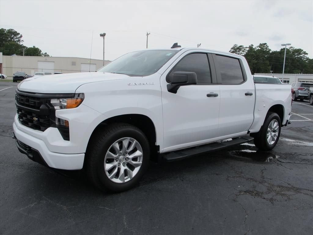 2024 Chevrolet Silverado 1500 Custom