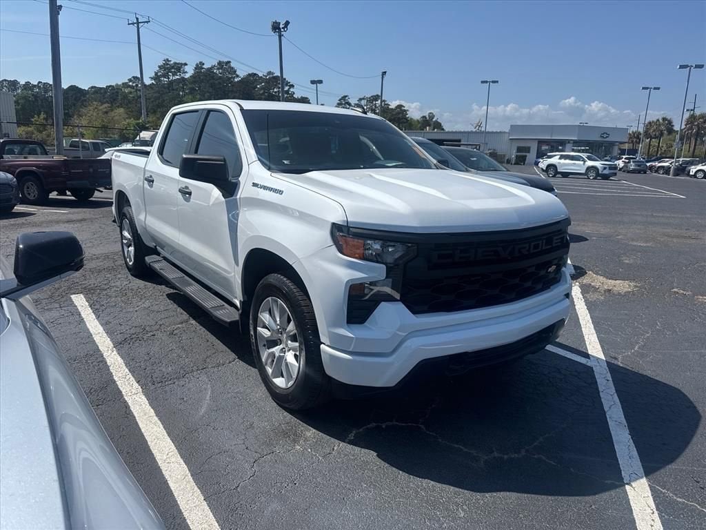 2022 Chevrolet Silverado 1500 Custom