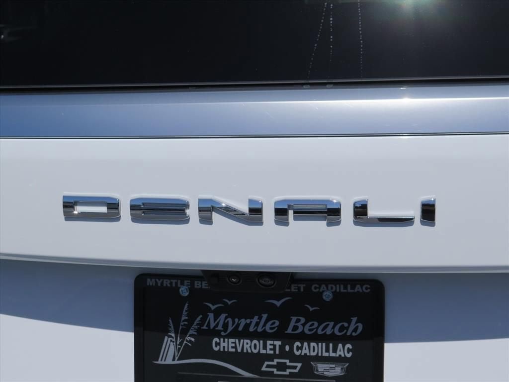 2025 GMC Yukon XL Denali