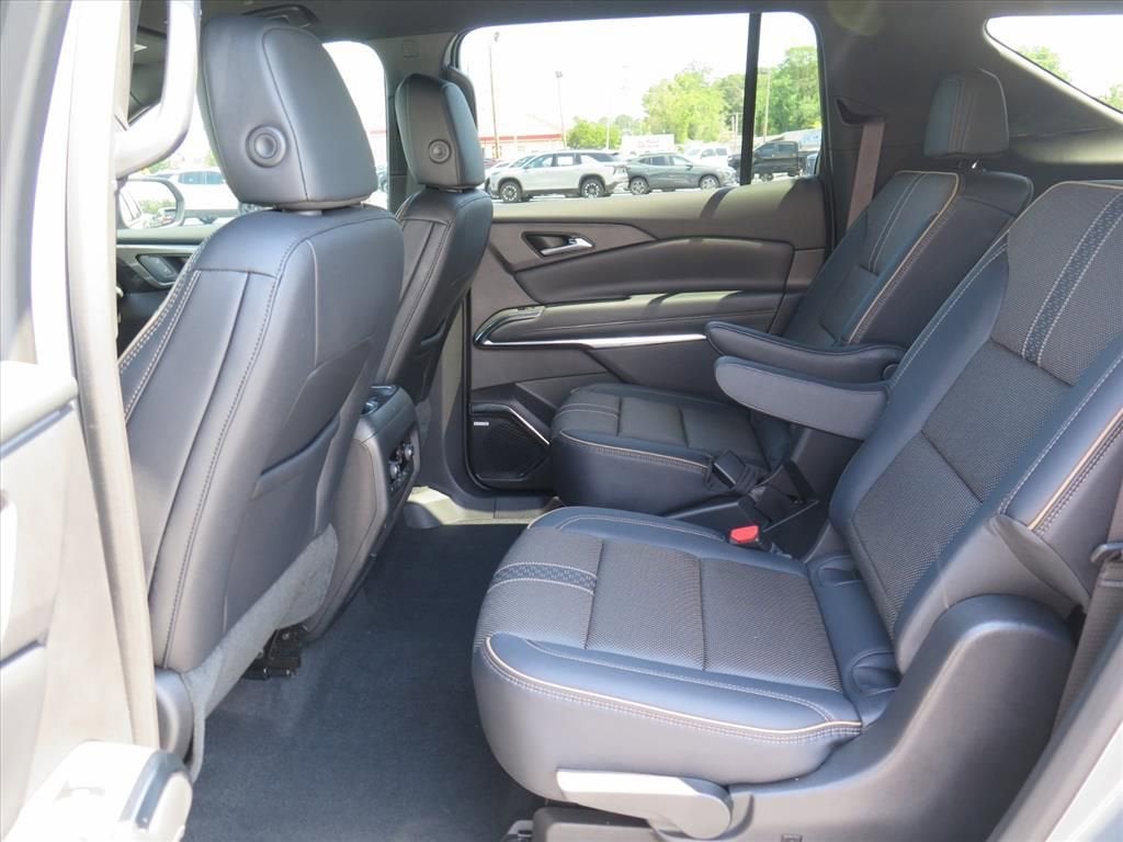 2025 Chevrolet Traverse High Country