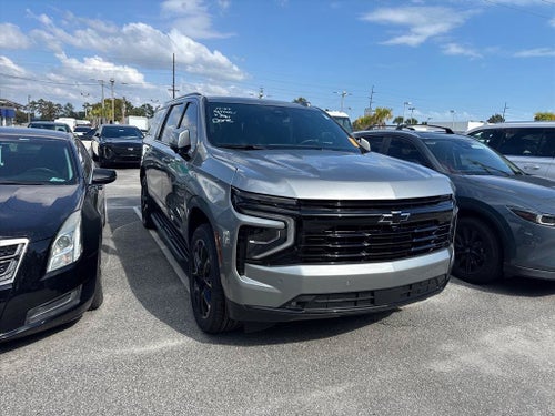 2025 Chevrolet Suburban RST