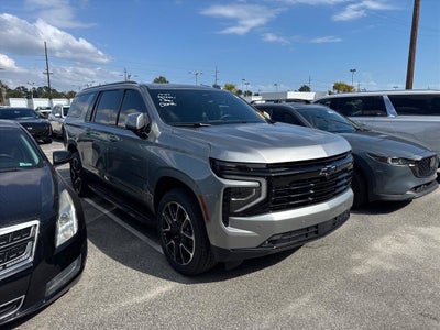 2025 Chevrolet Suburban RST
