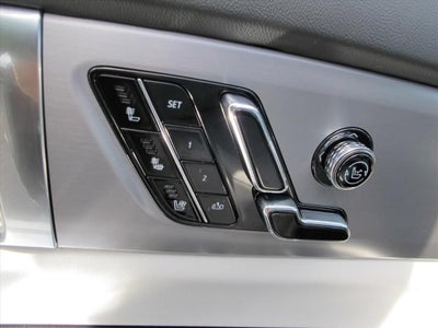 2027 Cadillac VISTIQ Luxury
