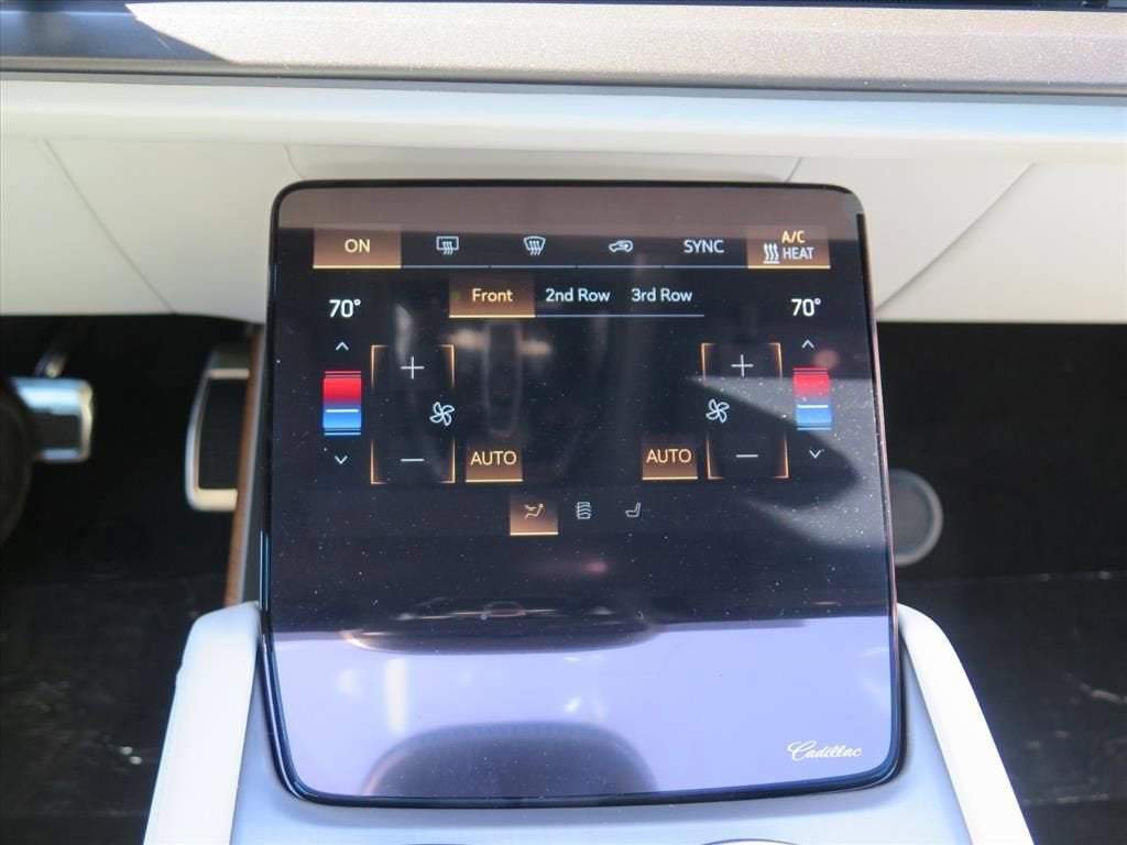 2026 Cadillac VISTIQ Sport