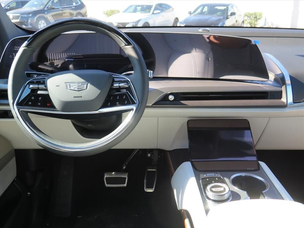 2026 Cadillac VISTIQ Sport