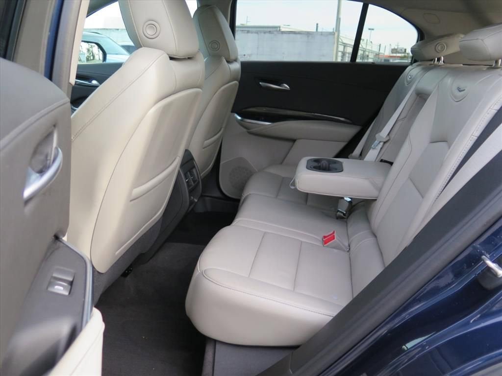 2020 Cadillac XT4 Premium Luxury