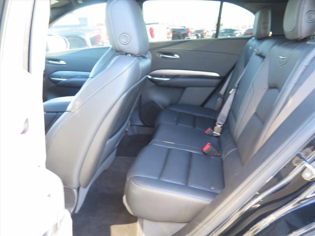 2024 Cadillac XT4 Premium Luxury