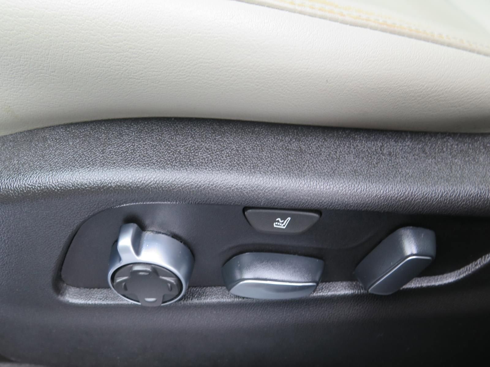 2019 Cadillac XT4 FWD Premium Luxury