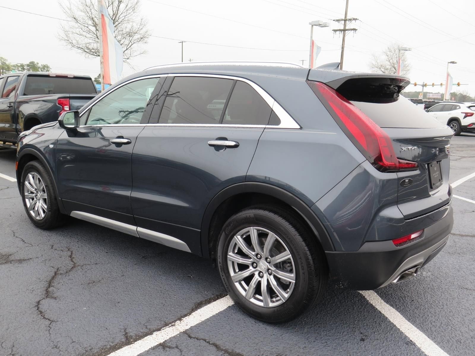2019 Cadillac XT4 FWD Premium Luxury
