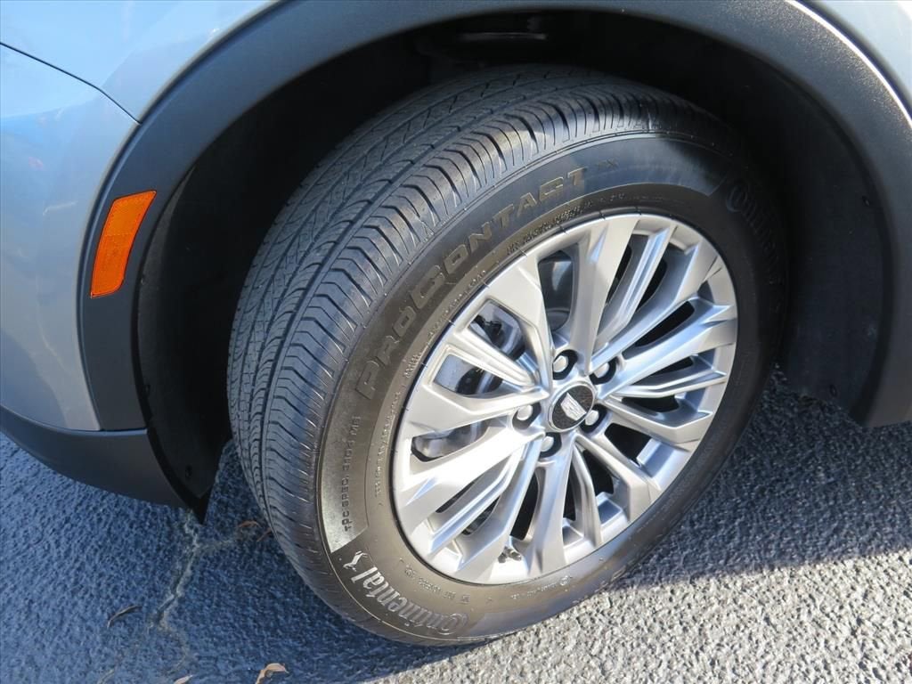 2024 Cadillac XT4 Premium Luxury