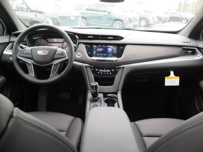 2026 Cadillac XT5 Luxury
