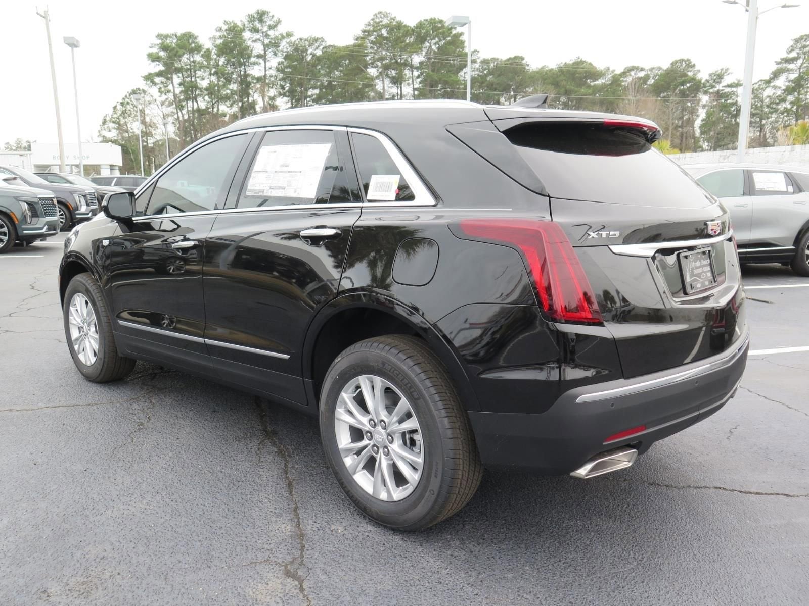 2026 Cadillac XT5 Luxury