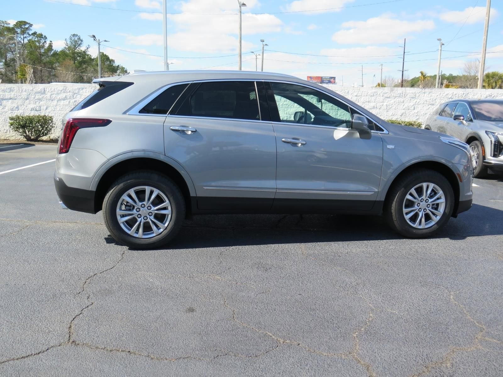 2026 Cadillac XT5 Luxury