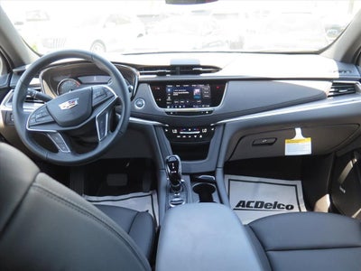 2026 Cadillac XT5 Luxury