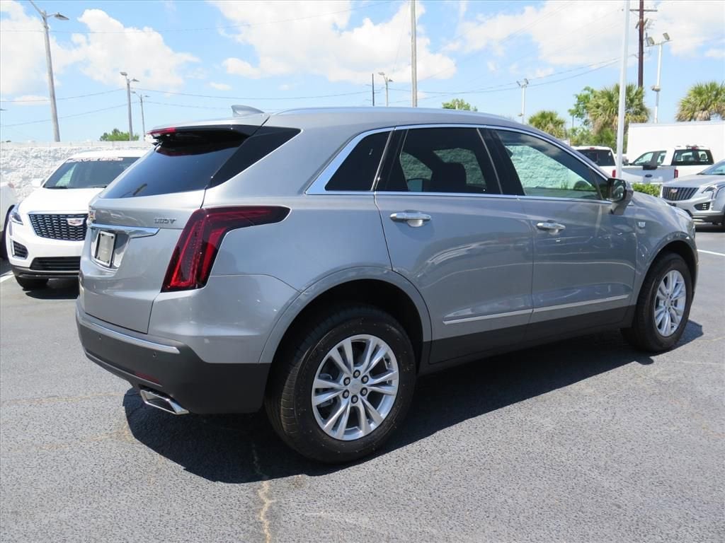 2026 Cadillac XT5 Luxury