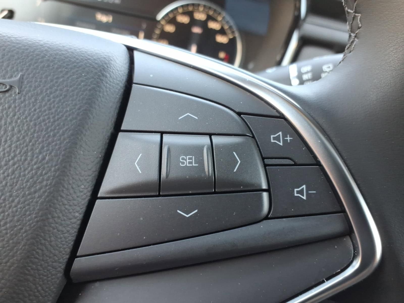 2026 Cadillac XT5 Luxury