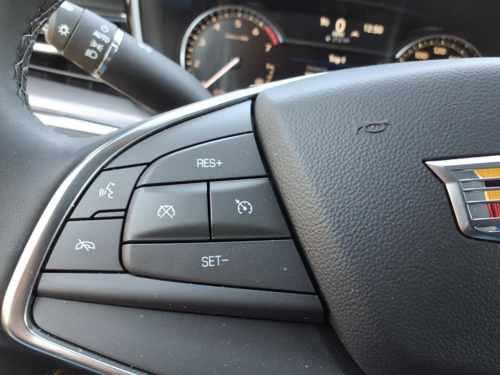 2026 Cadillac XT5 Luxury