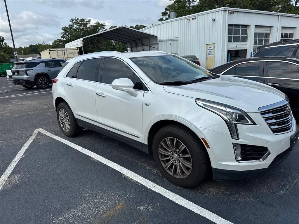 2017 Cadillac XT5 Luxury FWD