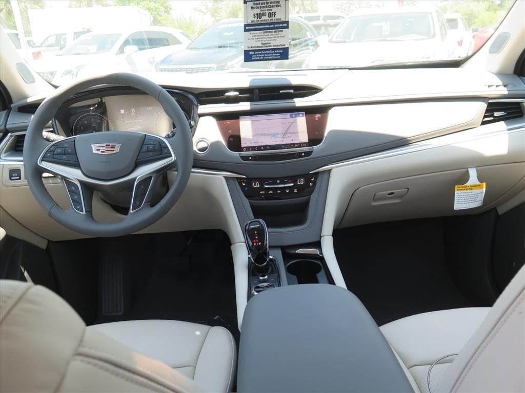 2026 Cadillac XT5 Premium Luxury