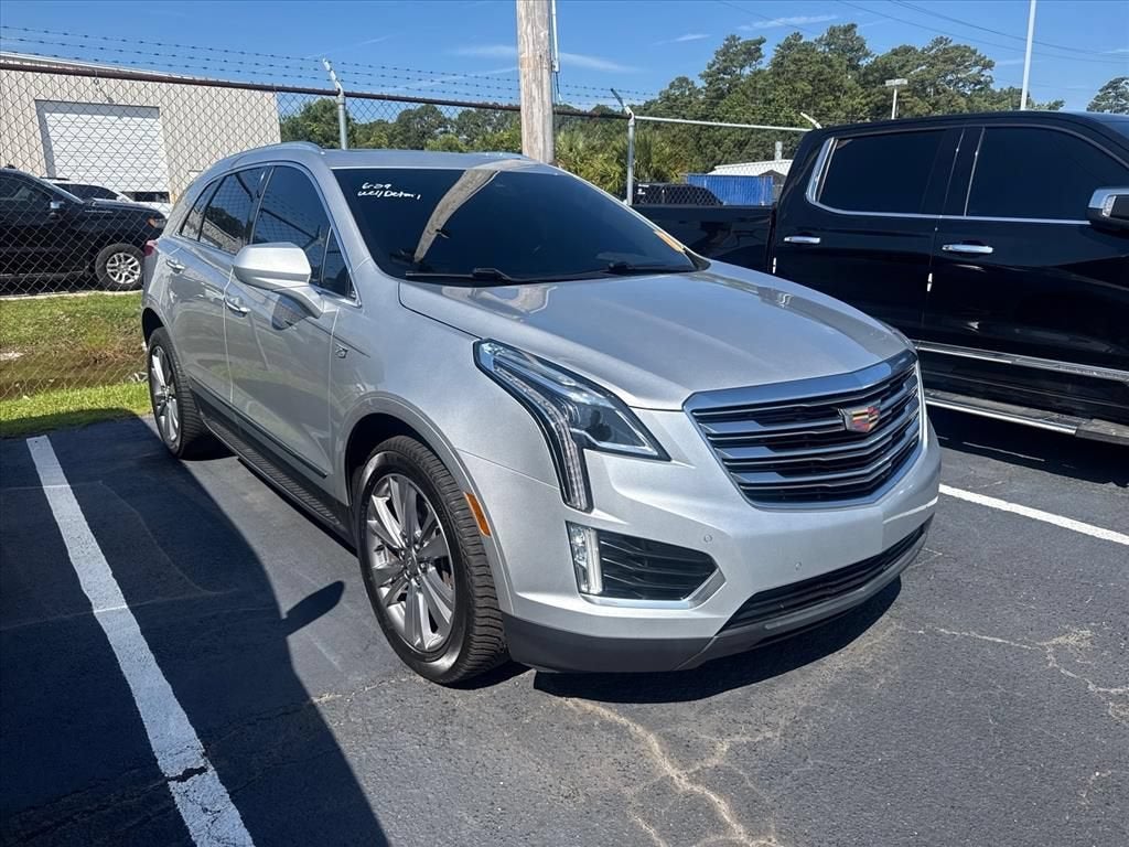 2017 Cadillac XT5 Premium Luxury FWD