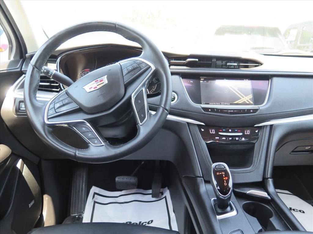 2018 Cadillac XT5 Luxury FWD