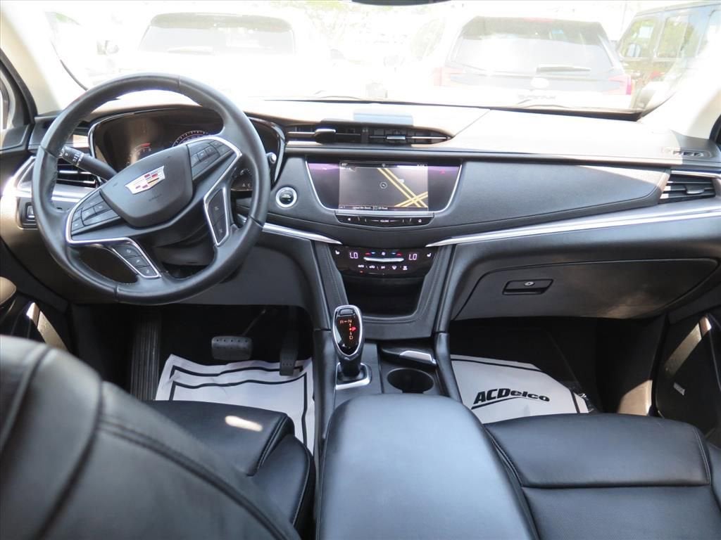 2018 Cadillac XT5 Luxury FWD