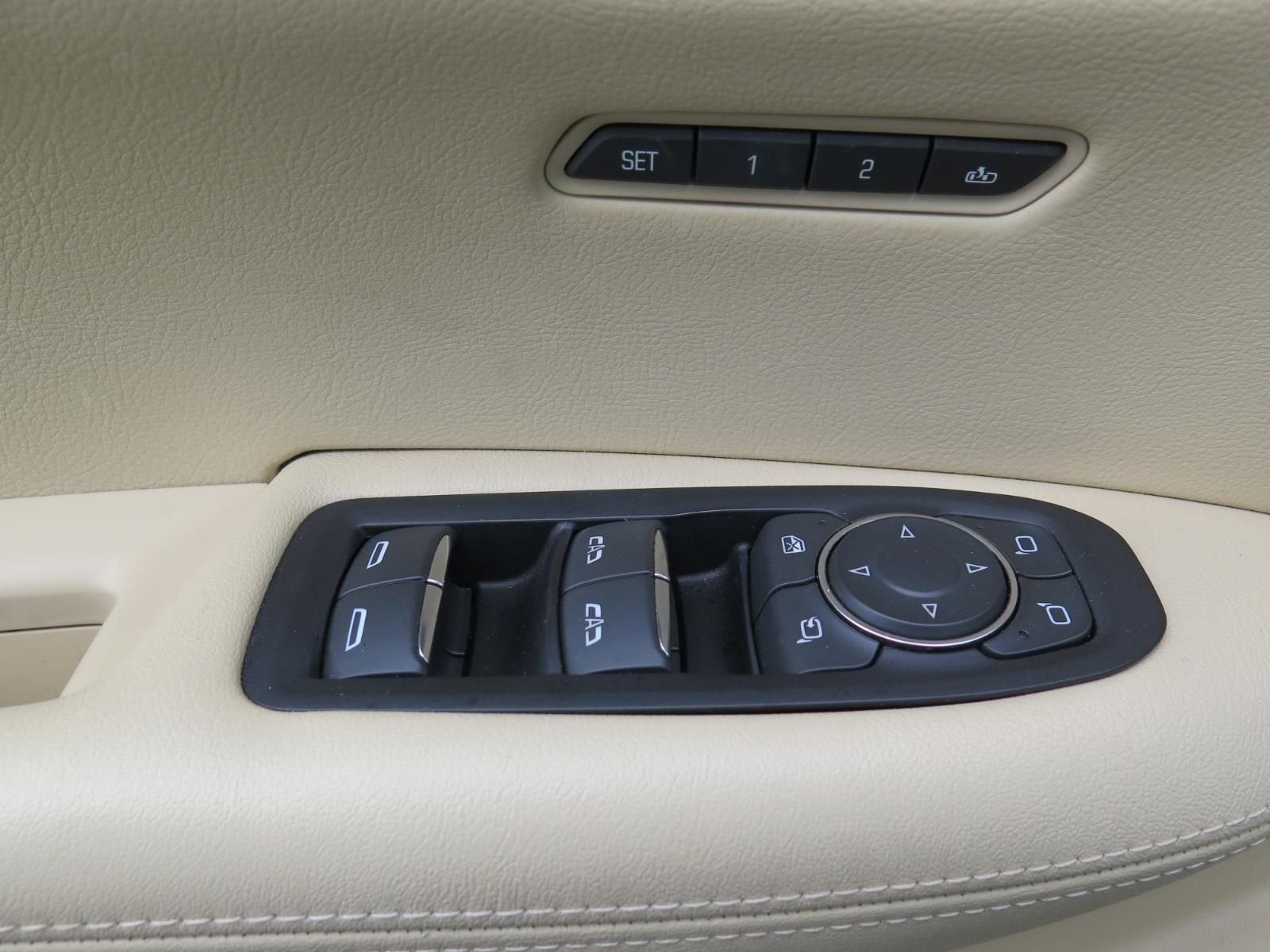 2018 Cadillac XT5 Luxury FWD