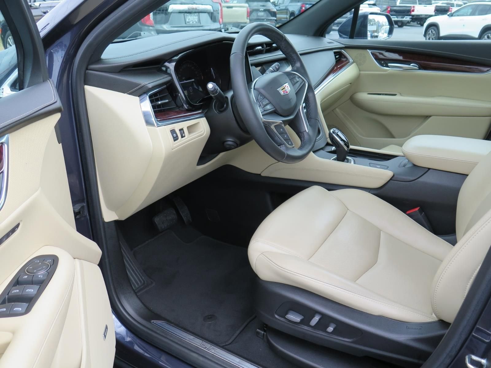 2018 Cadillac XT5 Luxury FWD