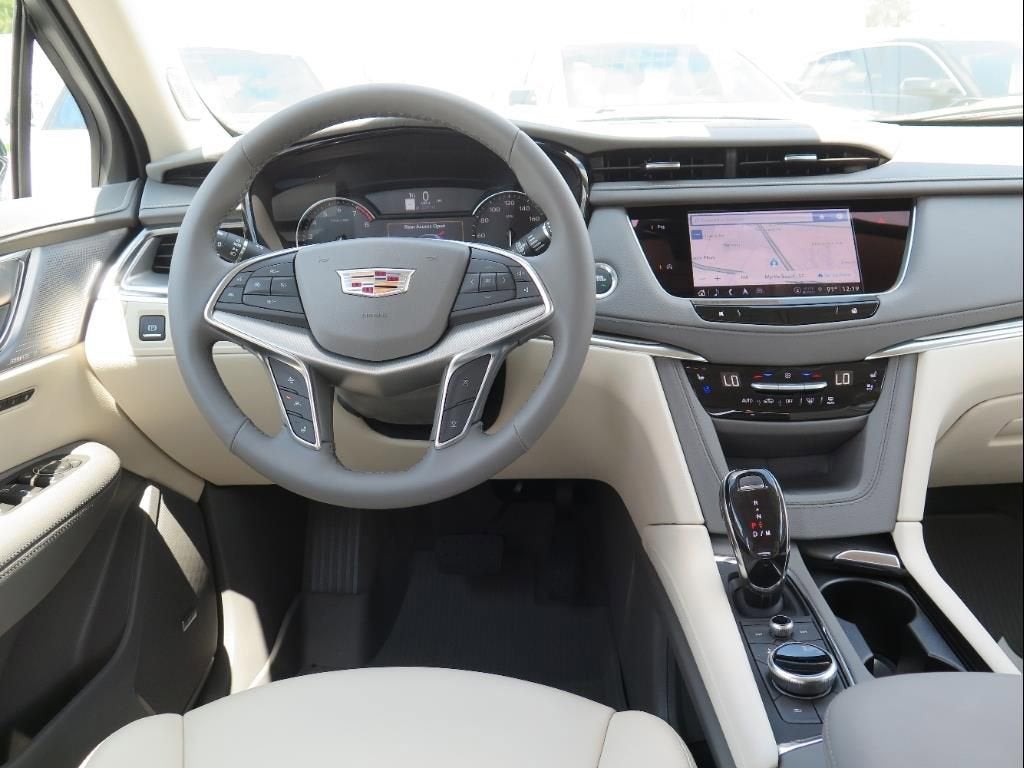 2025 Cadillac XT5 Premium Luxury