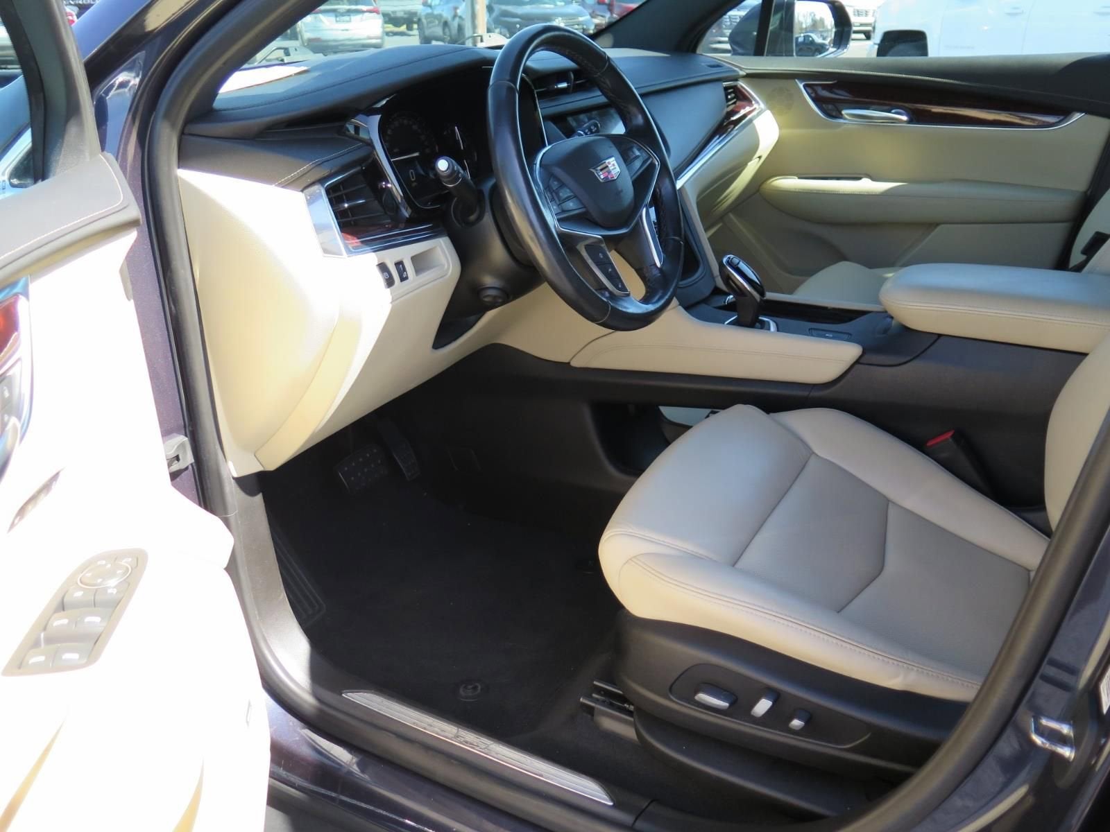 2019 Cadillac XT5 Luxury FWD