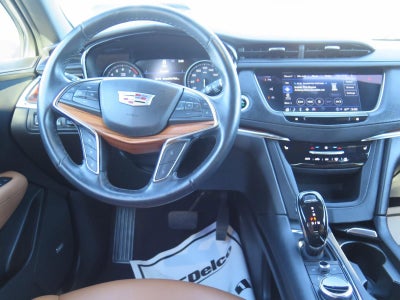 2022 Cadillac XT5 Premium Luxury
