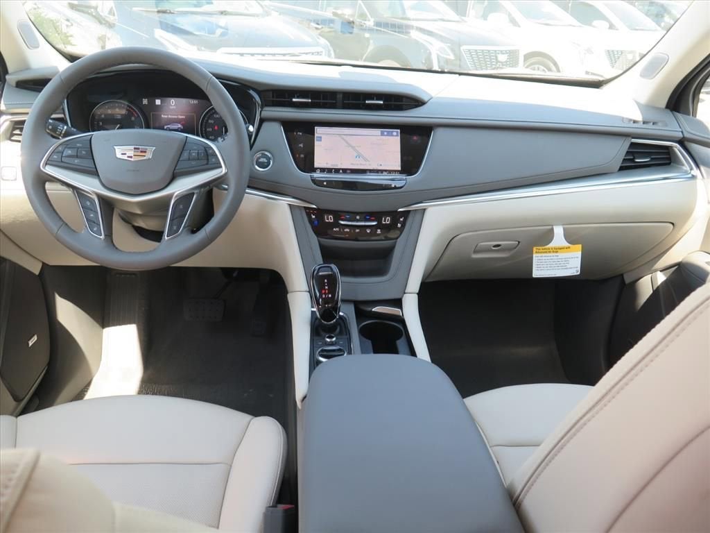 2025 Cadillac XT5 Premium Luxury