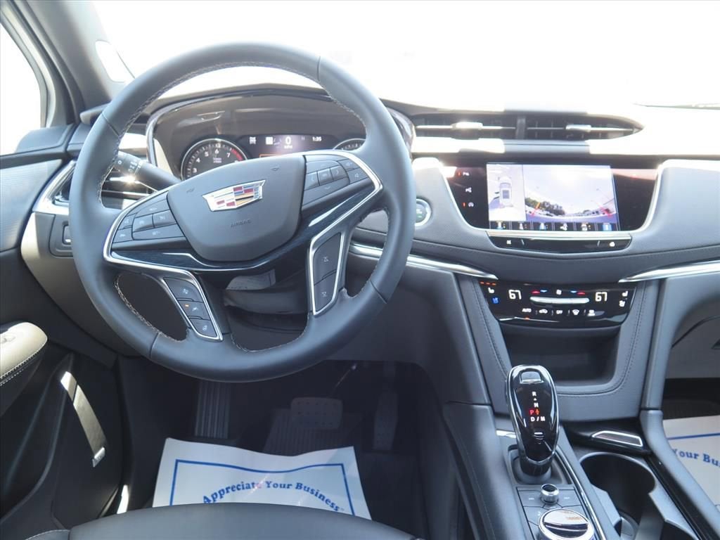 2026 Cadillac XT5 Premium Luxury