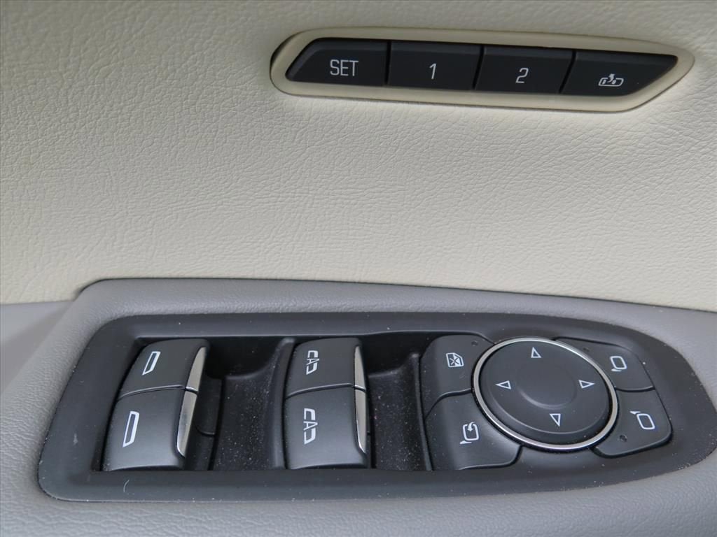 2018 Cadillac XT5 Premium Luxury FWD