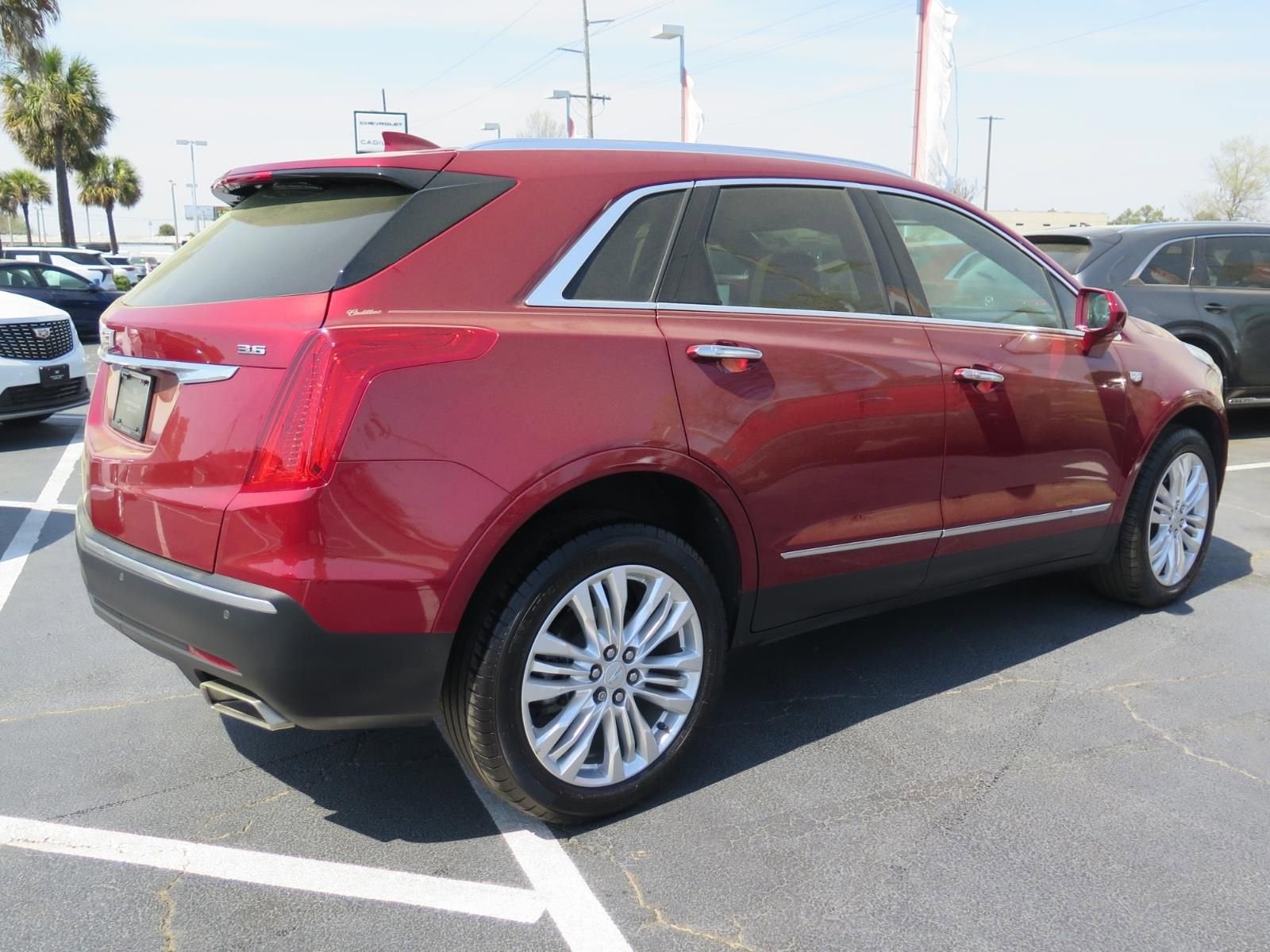 2019 Cadillac XT5 Premium Luxury FWD