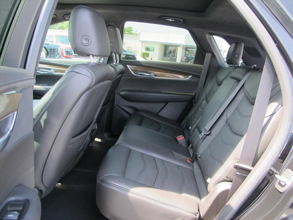 2019 Cadillac XT5 Platinum AWD