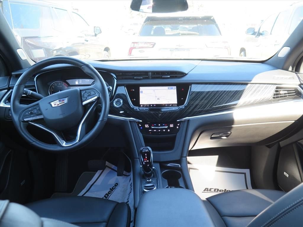 2025 Cadillac XT6 Premium Luxury