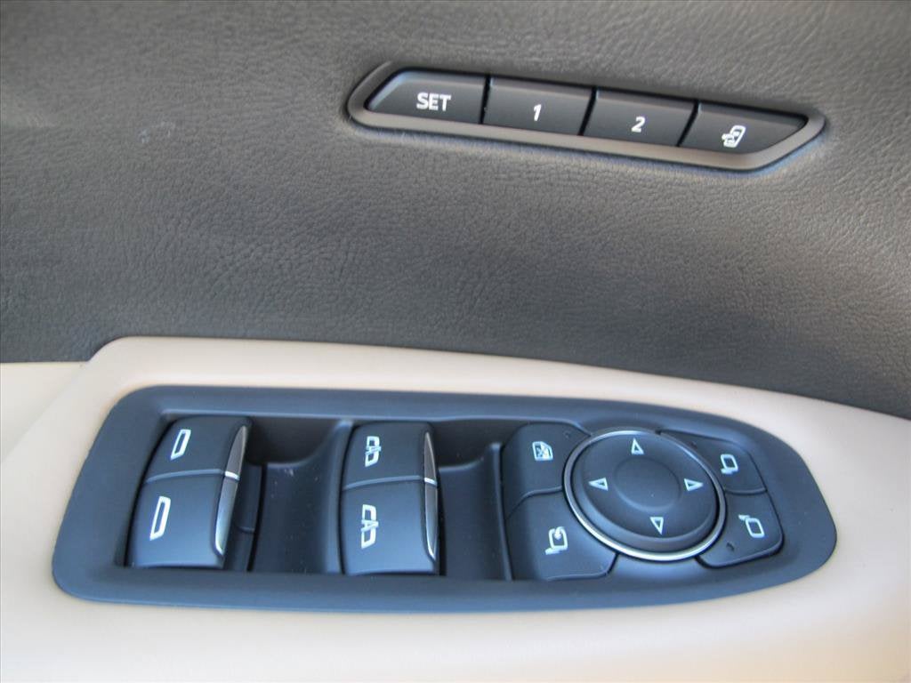 2023 Cadillac XT6 FWD Premium Luxury