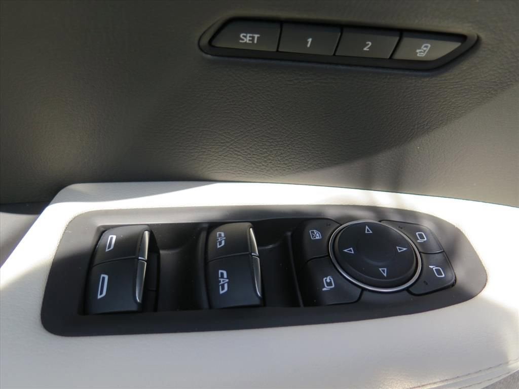 2025 Cadillac XT6 Sport