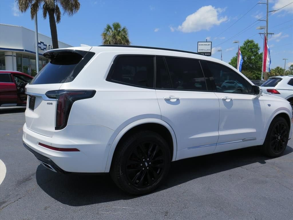 2025 Cadillac XT6 Sport