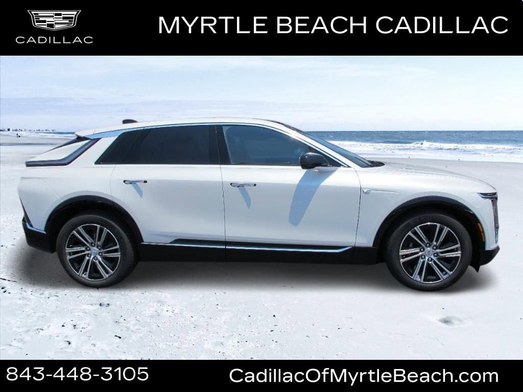 2025 Cadillac LYRIQ Luxury 2