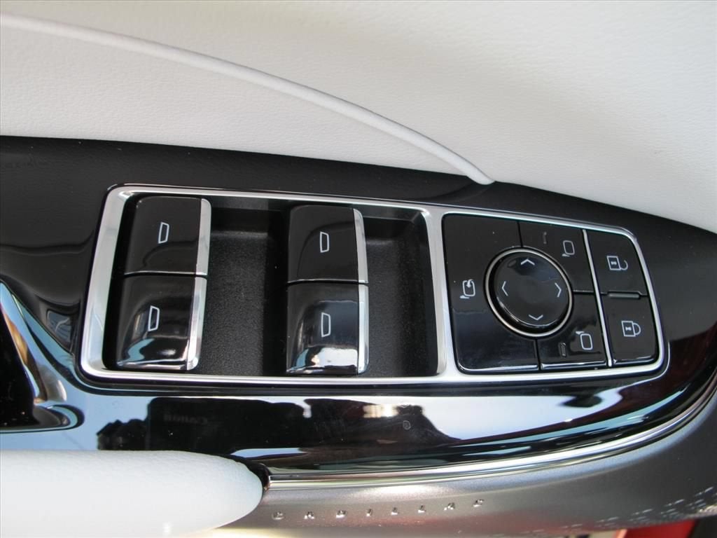 2026 Cadillac LYRIQ Sport - Photo 13
