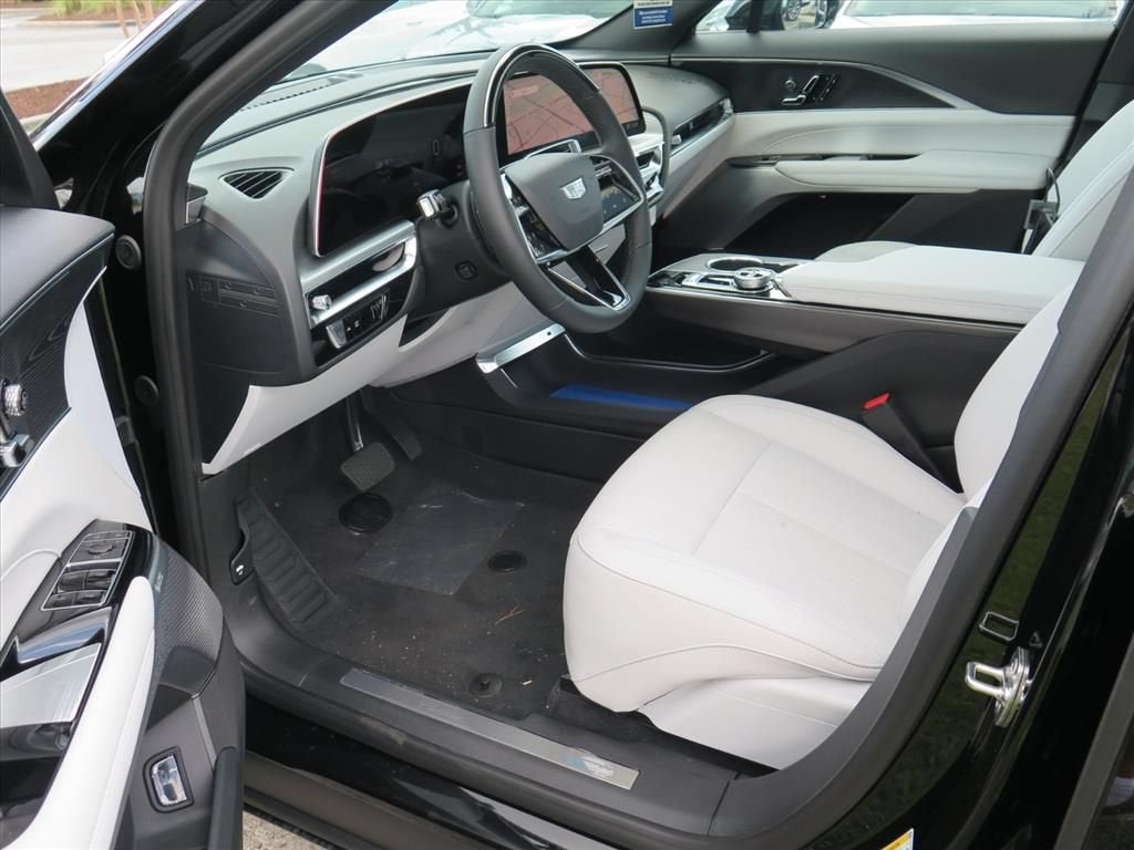 2026 Cadillac LYRIQ Premium Sport