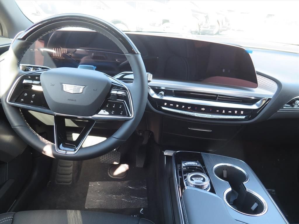 2026 Cadillac LYRIQ Premium Sport