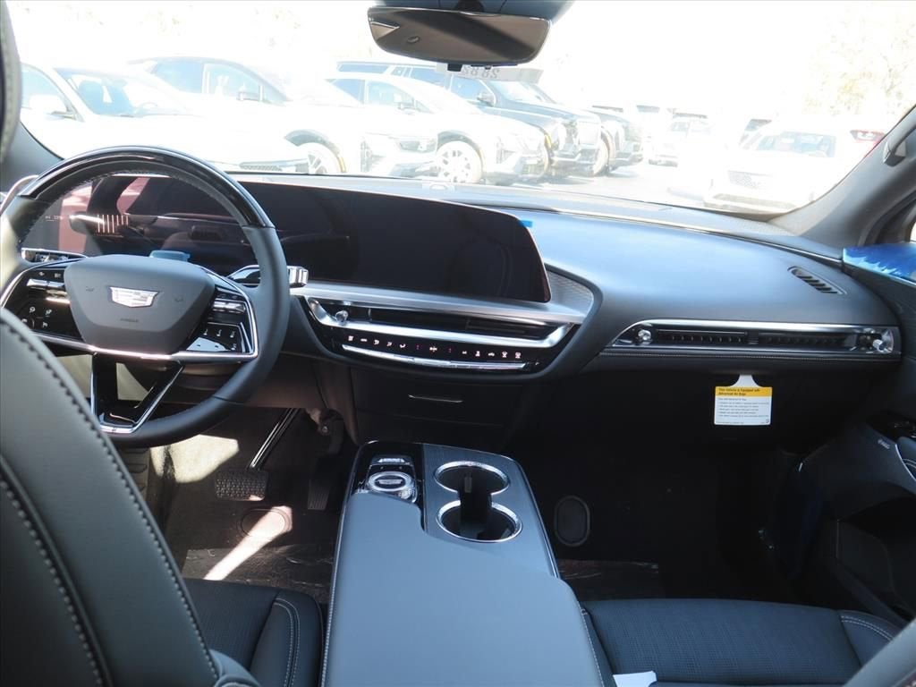 2026 Cadillac LYRIQ Premium Sport