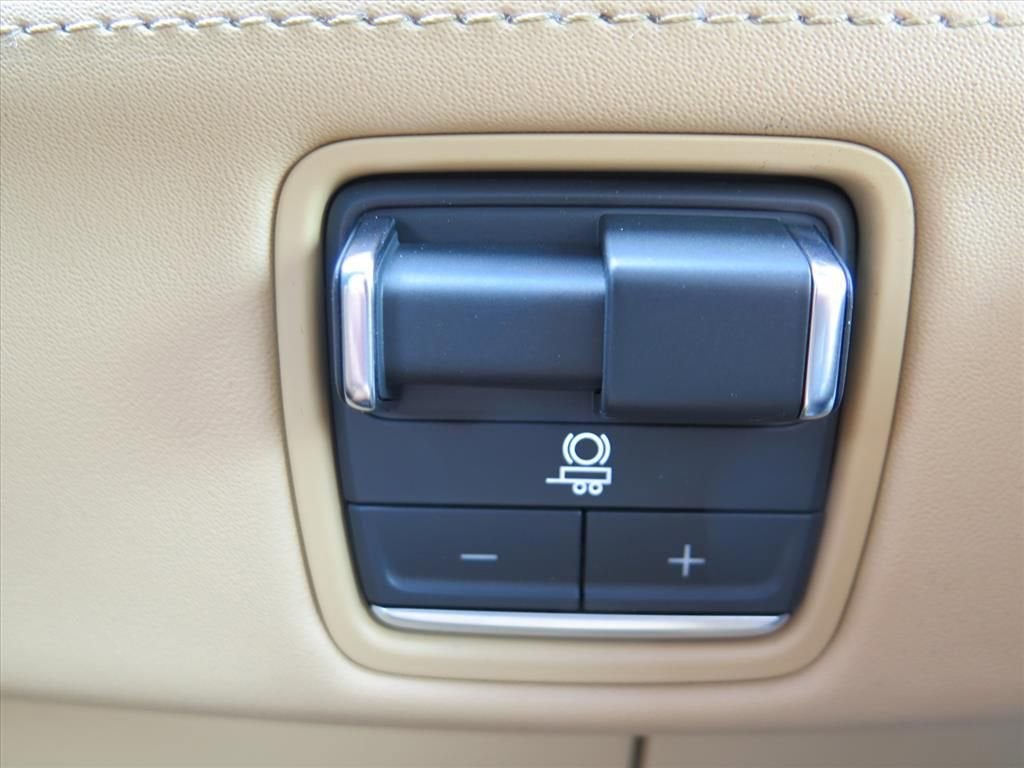 2026 Cadillac ESCALADE IQL Premium Sport