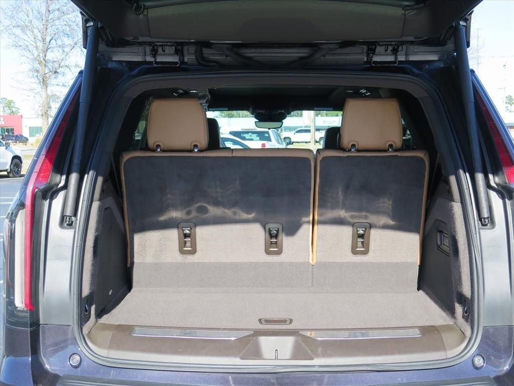 2023 Cadillac Escalade Sport